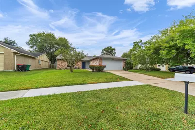 6630 Tara Drive, Richmond, TX 77469 - Photo 4