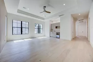 1916 Addison Rd, Houston, TX 77030 - Photo 32