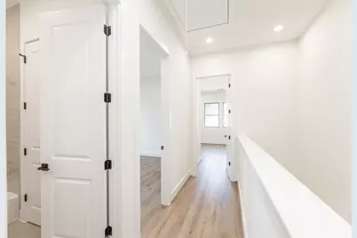 311 E 34th Street #B, Houston, TX 77018 - Photo 18