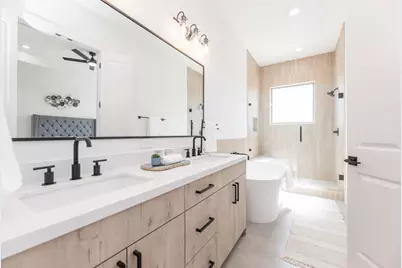 311 E 34th Street #B, Houston, TX 77018 - Photo 24