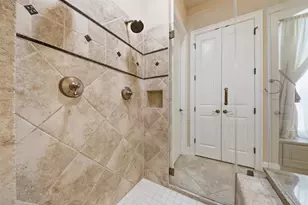 2300 Halls Creek Ct, Friendswood, TX 77546 - Photo 16