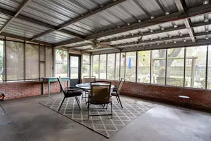 910 6th St, Bay City, TX 77414 - Photo 8