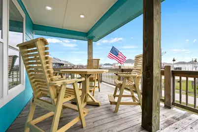 965 Gulf Shores Drive, Crystal Beach, TX 77650 - Photo 26