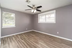 4604 S Tower Rd, Santa Fe, TX 77517 - Photo 12