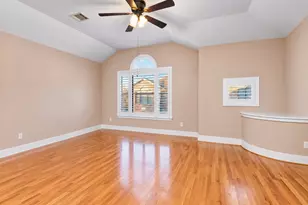 5941 S Loop E, Houston, TX 77033 - Photo 12