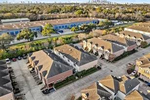 5941 S Loop E, Houston, TX 77033 - Photo 24