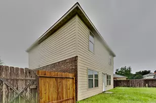 2838 Wisner Cir, Houston, TX 77014 - Photo 18