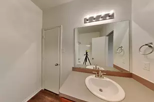2838 Wisner Cir, Houston, TX 77014 - Photo 10