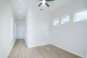 4025 Avenue M, Galveston, TX 77550 - Photo 28