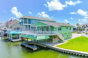 4222 Spanish Main, Jamaica Beach, TX 77554 - Photo 2