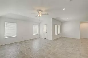 7534 Fierce Friesian Ln, Rosharon, TX 77583 - Photo 8