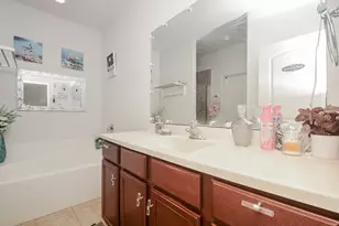 9803 Garnet Grove Dr, Rosharon, TX 77583 - Photo 14