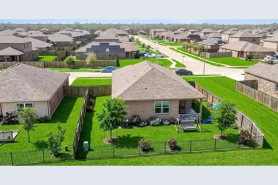 9803 Garnet Grove Drive, Rosharon, TX 77583 - Photo 26