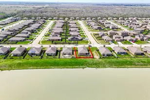 9803 Garnet Grove Dr, Rosharon, TX 77583 - Photo 20