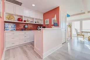 21239 Gulf Dr, Galveston, TX 77554 - Photo 12