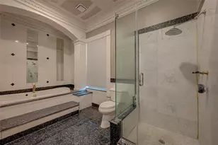 12445 Memorial Dr, Houston, TX 77024 - Photo 34