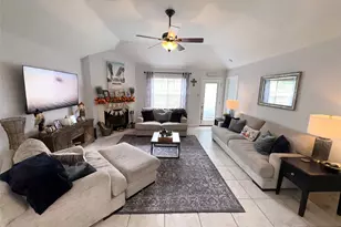 4325 Spoonbill Dr, Seabrook, TX 77586 - Photo 2