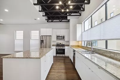 1105 W 21st Street #B, Houston, TX 77008 - Photo 8