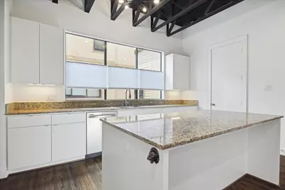 1105 W 21st Street #B, Houston, TX 77008 - Photo 12