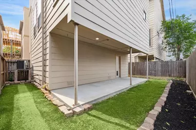 1105 W 21st Street #B, Houston, TX 77008 - Photo 24