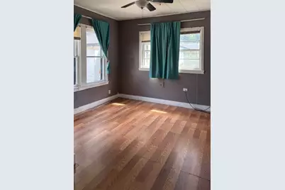 1011 West Phillips Street, Alvin, TX 77511 - Photo 4