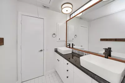 1428 Bailey Street, Houston, TX 77019 - Photo 22