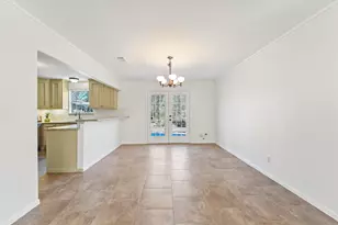 22514 Lakeway Dr, Spring, TX 77373 - Photo 10