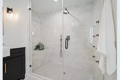 10614 Riverview Drive, Houston, TX 77042 - Photo 30