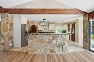 1901 Acacia St, League City, TX 77573 - Photo 8