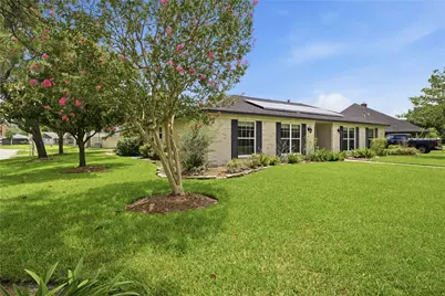 1901 Acacia Street, League City, TX 77573 - Photo 2