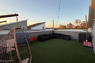 1305 E 27th St St, Houston, TX 77009 - Photo 24