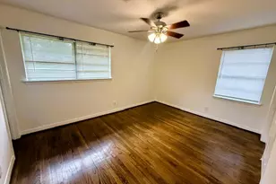 7406 Janak Dr, Houston, TX 77055 - Photo 6