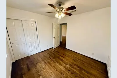 7406 Janak Drive, Houston, TX 77055 - Photo 8