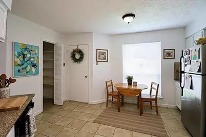 10314 Hollow Canyon Court, Sugar Land, TX 77498 - Photo 10