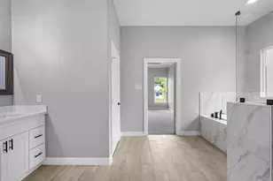 549 Rd 660, Dayton, TX 77535 - Photo 18