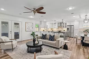 6007 Portal Dr, Houston, TX 77096 - Photo 2