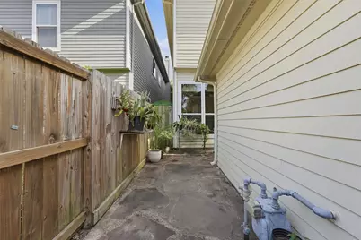 421 Westmoreland Street, Houston, TX 77006 - Photo 26