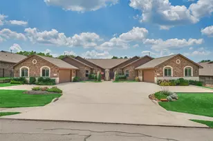 103 Bessie Price Owens Dr, Montgomery, TX 77356 - Photo 1