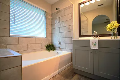 133 Cotton Drive, Lake Jackson, TX 77566 - Photo 18