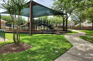 15242 Shapiro Springs Ln, Houston, TX 77095 - Photo 34