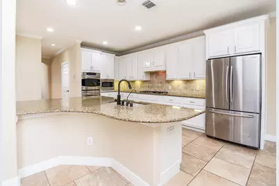 7606 Westmoreland Drive, Sugar Land, TX 77479 - Photo 14