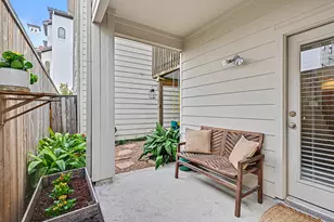 128 Detering St, Houston, TX 77007 - Photo 20