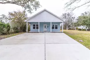 510 Bluebonnet Dr, La Marque, TX 77568 - Photo 1