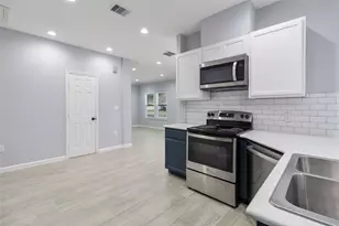 510 Bluebonnet Dr, La Marque, TX 77568 - Photo 8