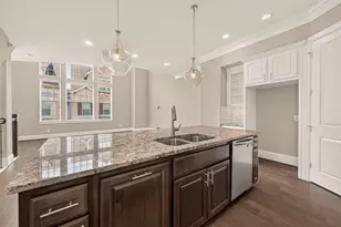 8326 Ginger Oak St, Houston, TX 77055 - Photo 14