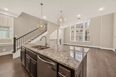 8326 Ginger Oak Street, Houston, TX 77055 - Photo 12