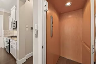 8326 Ginger Oak St, Houston, TX 77055 - Photo 16