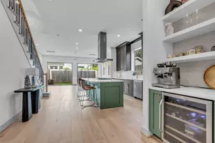 1724 Ridgewood St, Houston, TX 77006 - Photo 8