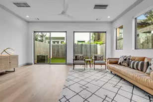 1724 Ridgewood St, Houston, TX 77006 - Photo 14
