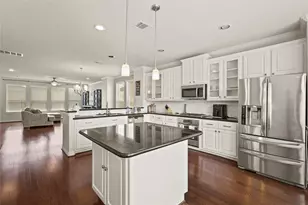 10020 Spring Shadows Park Cir, Houston, TX 77080 - Photo 22